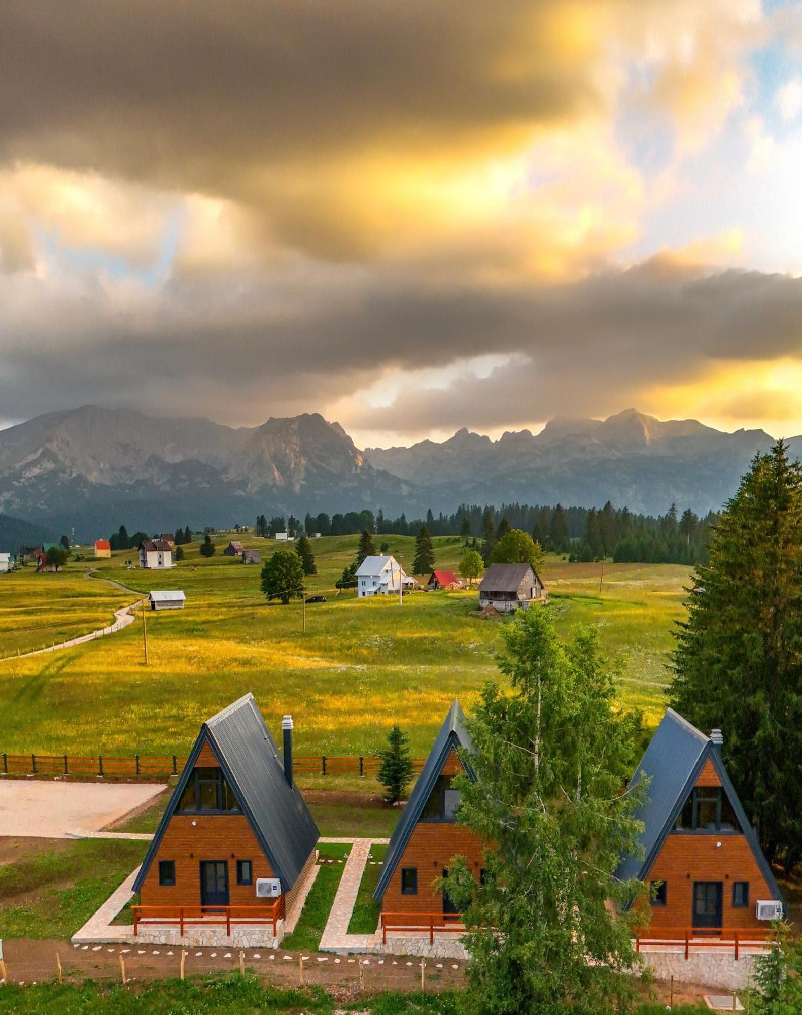 Villas Chardak Zabljak  Exterior photo